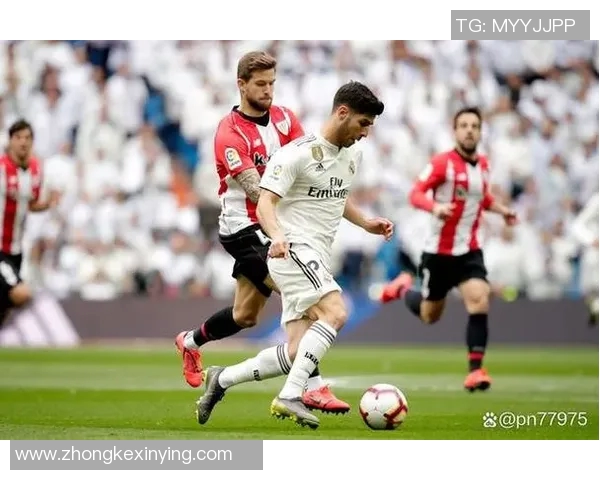 广州足球队在奥运会上的技术表现分析与点评探讨